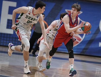  Денис Клуббе (фото: Т. Макеева, cskabasket.com)