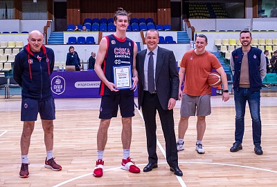 Павел Захаров и Андрей Ватутин (фото: М. Сербин, cskabasket.com)