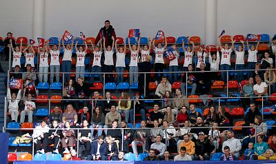 Болельщики ЦСКА (фото: М. Сербин, cskabasket.com)
