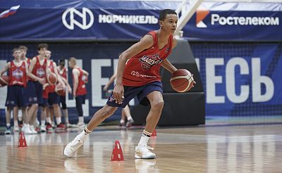 (фото: Т. Макеева, cskabasket.com)
