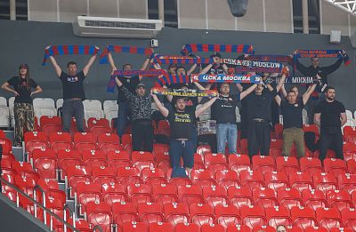 Болельщики ЦСКА (фото: М. Сербин, cskabasket.com)