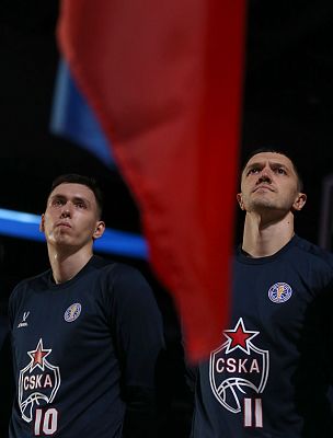 Александр Чадов и Семён Антонов (фото: М. Сербин, cskabasket.com)