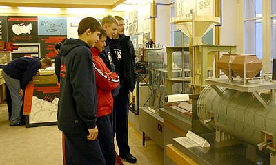 In the city museum (photo cskabasket.com)