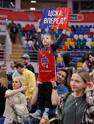 Болельщик ЦСКА (фото: Т. Макеева, cskabasket.com)