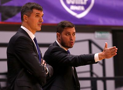 Антон Юдин и Артур Уразманов (фото: М. Сербин, cskabasket.com)
