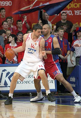 Виктор Александер против Далибора Багарича (фото М.Сербин)