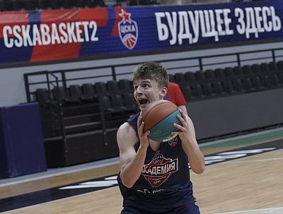 (фото: Т. Макеева, cskabasket.com)