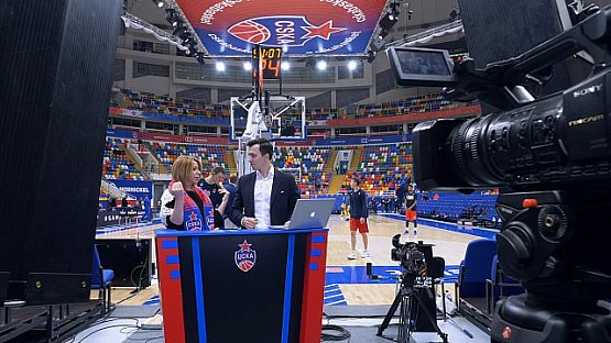 #CSKAbasketShow: DJ Паша Кореец, Алена Апина и Анатолий Каширов