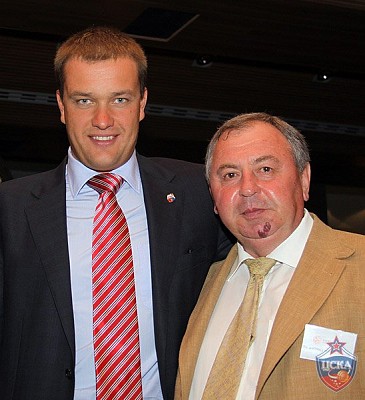 Андрей Ватутин и Виктор Бычков (фото cskabasket.com)