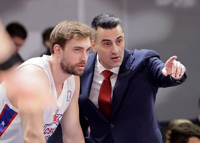 Андреас Пистиолис и Александр Ганькевич (фото: Т. Макеева, cskabasket.com)