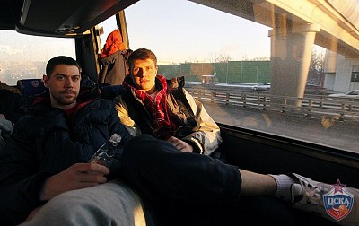 Grigory Shukhovtcov and Andrey Vorontsevich (photo: M. Serbin, cskabasket.com)