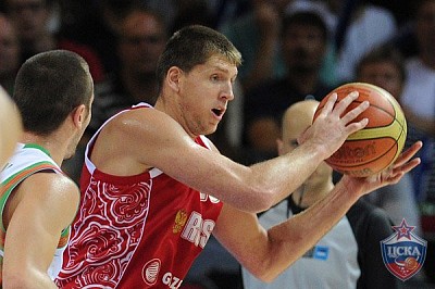 Виктор Хряпа (фото cskabasket.com)