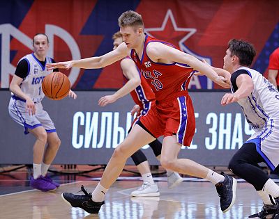  Артём Орешников (фото: Т. Макеева, cskabasket.com)
