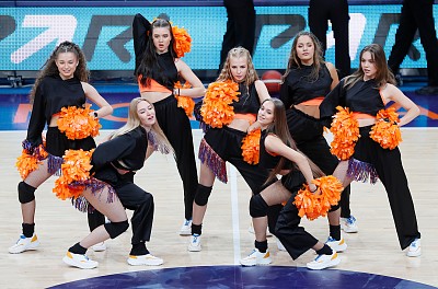 Группа поддержки ЦСКА (фото: М. Сербин, cskabasket.com)