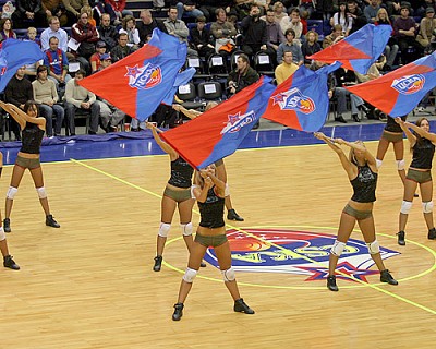 Группа поддержки ПБК ЦСКА (фото М. Сербин