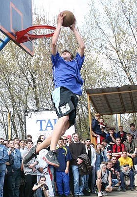 Slamdunk Contest (photo cskabasket.com)