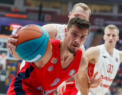 Антон Астапкович (фото: М. Сербин, cskabasket.com)