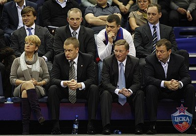 Ольга Плешакова, Андрей Ватутин, Сергей Иванов и Сергей Кущенко (фото М. Сербин, cskabasket.com)