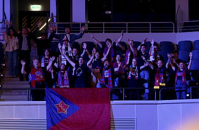 Болельщики ЦСКА (фото: М. Сербин, cskabasket.com)