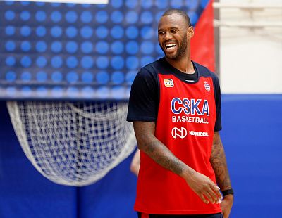 Амат М'Бай (фото: М. Сербин, cskabasket.com)