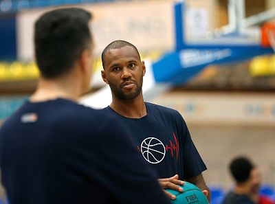 Амат М'Бай (фото: М. Сербин, cskabasket.com)