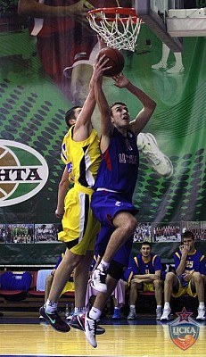 Артем Комолов (фото: М. Сербин, cskabasket.com)