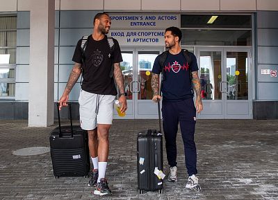 Амат М'Бай и Мело Тримбл (фото: М. Сербин, cskabasket.com)