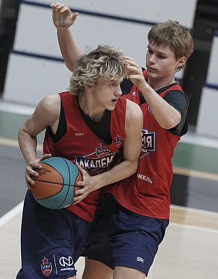 (фото: Т. Макеева, cskabasket.com)