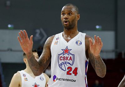 Амат М'Бай (фото: М. Сербин, cskabasket.com)