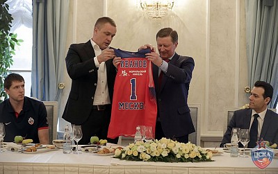 Андрей Ватутин и Сергей Иванов  (фото: Т. Макеева, cskabasket.com)