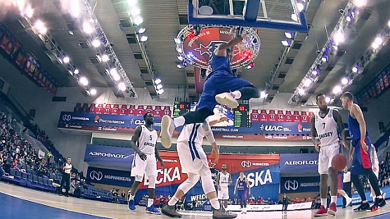 Dunk show by Bolomboy vs Enisey