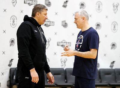 Сергей Панов и Эмил Райкович (фото: М. Сербин, cskabasket.com)