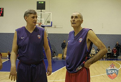 Андрей Мальцев и Геннадий Вольнов (фото М. Сербин, cskabasket.com)