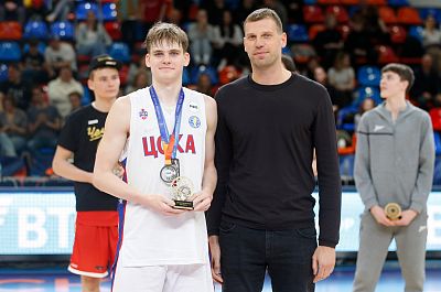 Илья Ермаков и Сергей Моня (фото: М. Сербин, cskabasket.com)