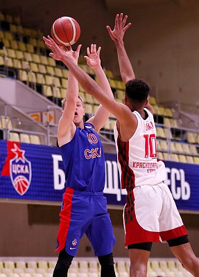 Данила Чикарёв (фото: М. Сербин, cskabasket.com)