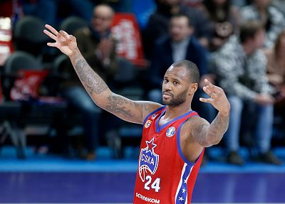 Амат М'Бай (фото: М. Сербин, cskabasket.com)