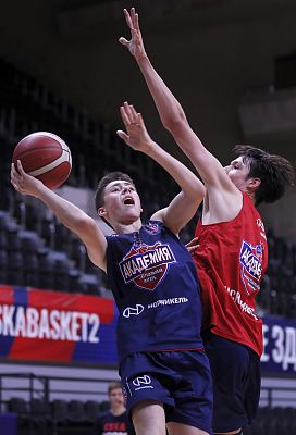 (фото: М. Сербин, cskabasket.com)