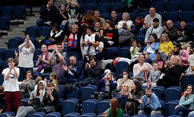 Болельщики ЦСКА (фото: М. Сербин, cskabasket.com)
