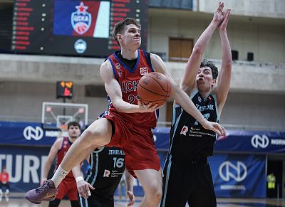 (фото: Т. Макеева, cskabasket.com)