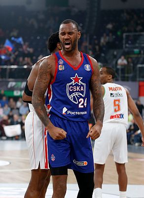 Амат М'Бай (фото: М. Сербин, cskabasket.com)