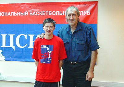 Надеемся что Ткаченко младший повторит достижения своего отца (фото cskabaske.com)