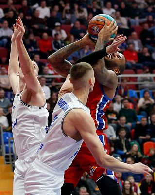 Амат М'Бай (фото: М. Сербин, cskabasket.com)