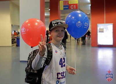 CSKA fan (photo: T. Makeeva, cskabasket.com)