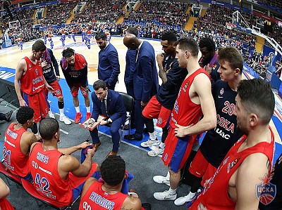 CSKA Time-out (photo: M. Serbin, cskabasket.com)