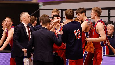 (фото: Т. Макеева, cskabasket.com)