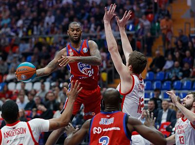 Амат М'Бай (фото: М. Сербин, cskabasket.com)