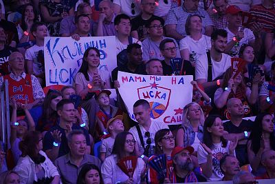 Болельщики ЦСКА (фото: М. Сербин, cskabasket.com)