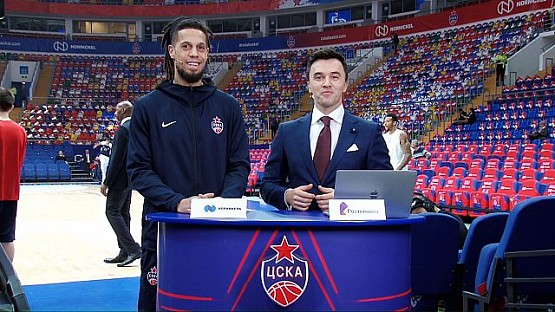 #CSKABasketShow: Дани Хэкетт, ветераны ЦСКА, Андрей Кайков, Александр Алексеенко