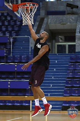 Джеймс Дейл Огастин (фото: М. Сербин, cskabasket.com)