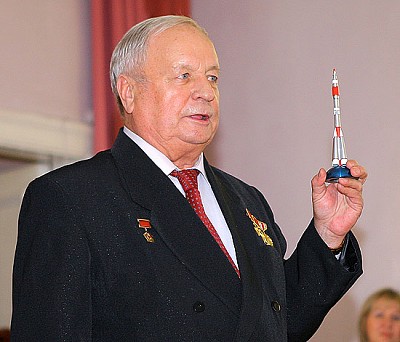 Летчик-космонавт Виктор Горбатко (фото Ю. Кузьмин)